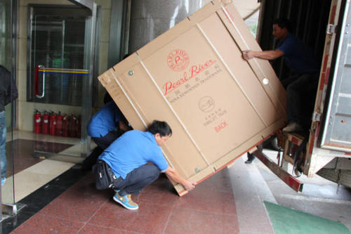 鹤壁钢琴贵重工艺品无忧运